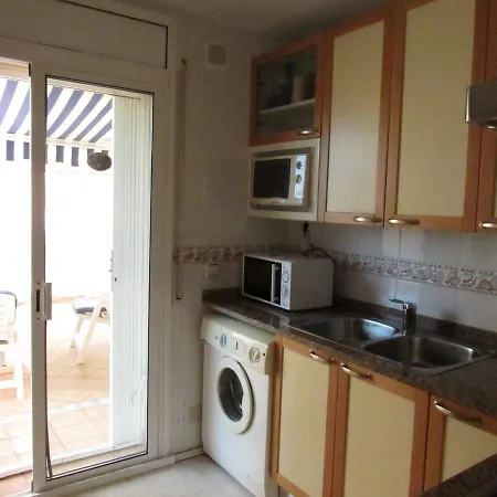 Saromar I Amb Gran Terrassa, Per 6 Persones A 5 Minuts De La Platja Gran