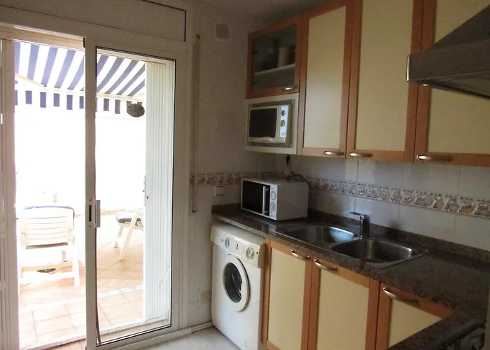 Saromar I Amb Gran Terrassa, Per 6 Persones A 5 Minuts De La Platja Gran