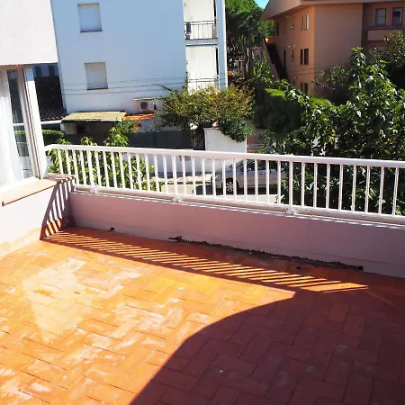 Saromar I Amb Gran Terrassa, Per 6 Persones A 5 Minuts De La Platja Gran *